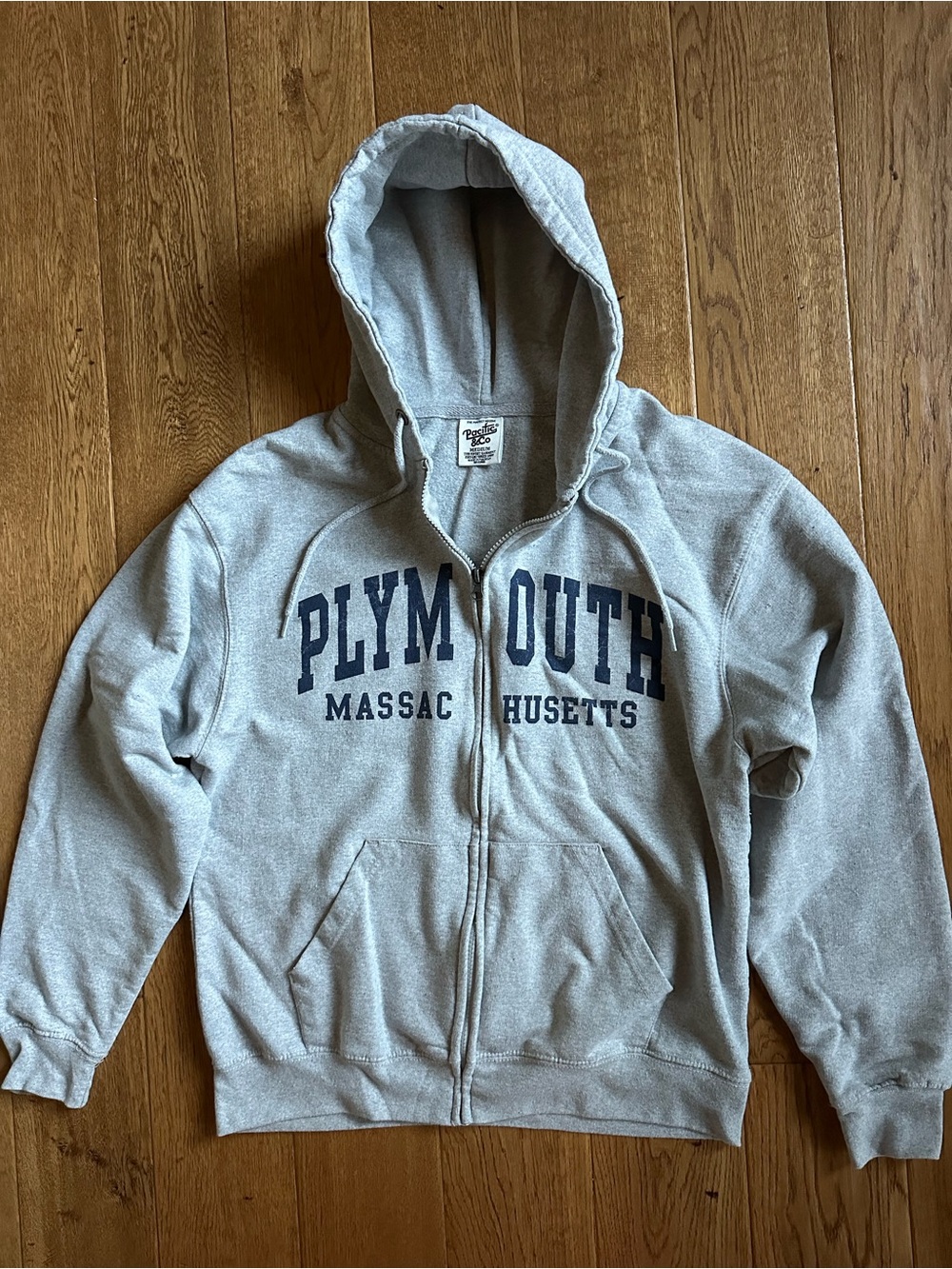 🌿 PACIFIC & CO. Plymouth Massachusetts Gray Zip-Up Hoodie